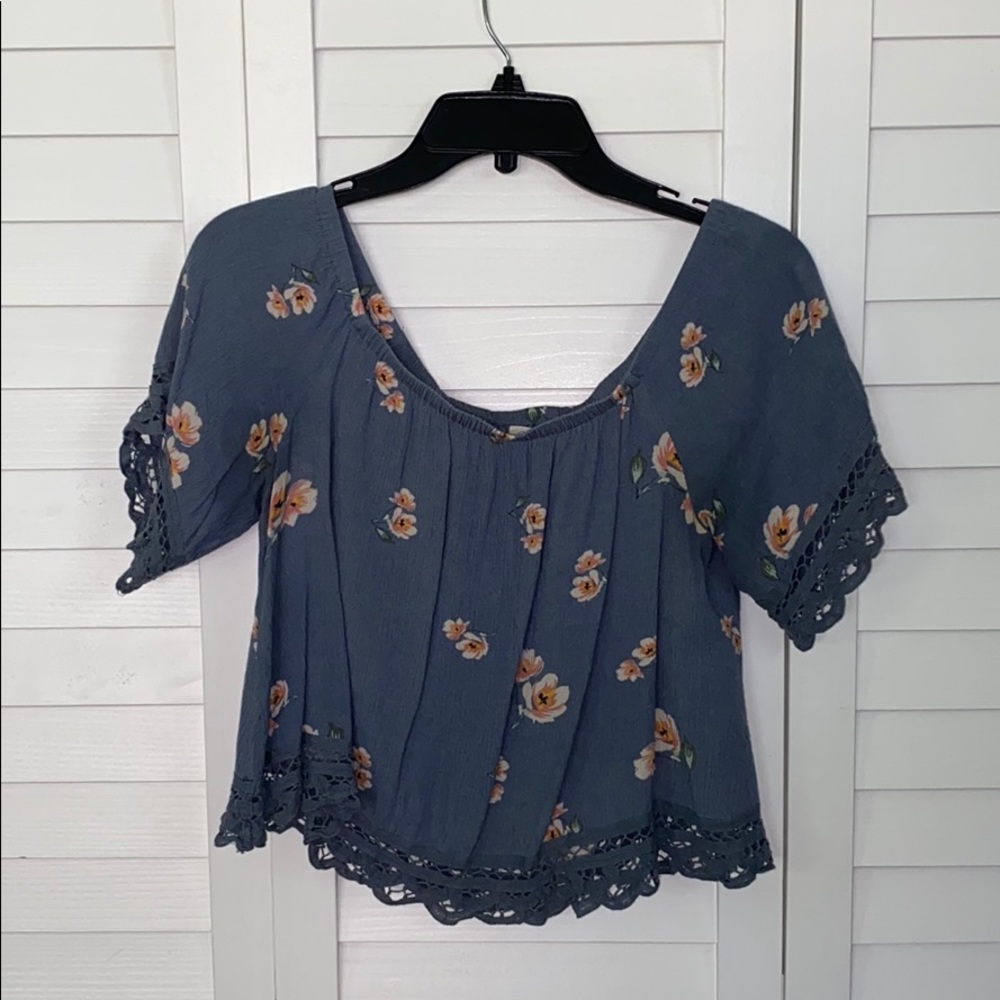Blouse/crop top